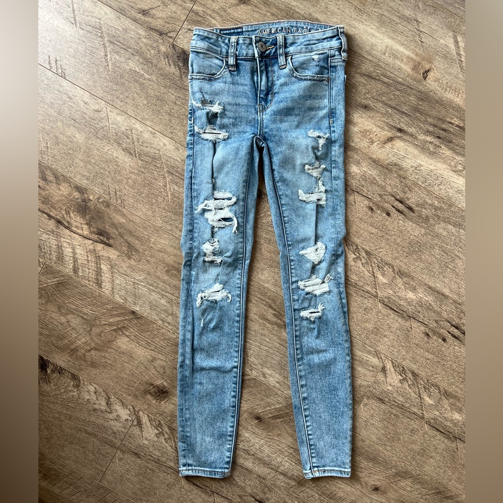 American Eagle Womens AE NextLevel Distressed Jegging Jeans Light Wash 000 Short